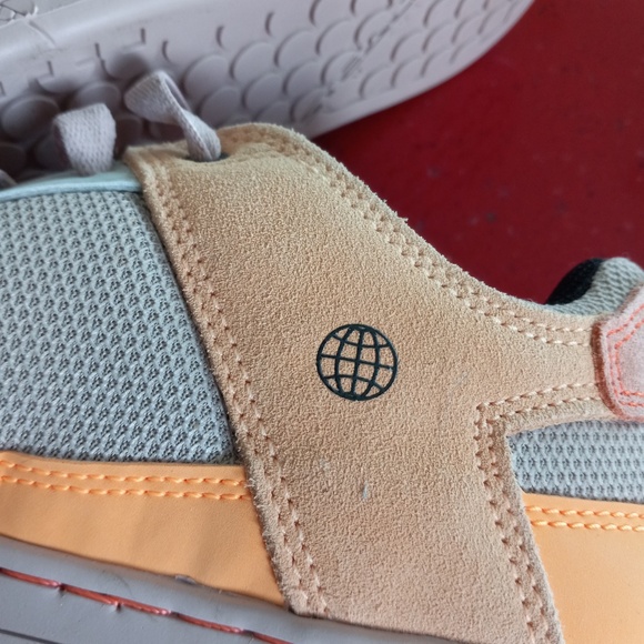 Adidas- Five ten Freerider Mountain Bike Shoe-Women's SZ 8- Purple/Orange/Grey - Picture 7 of 8